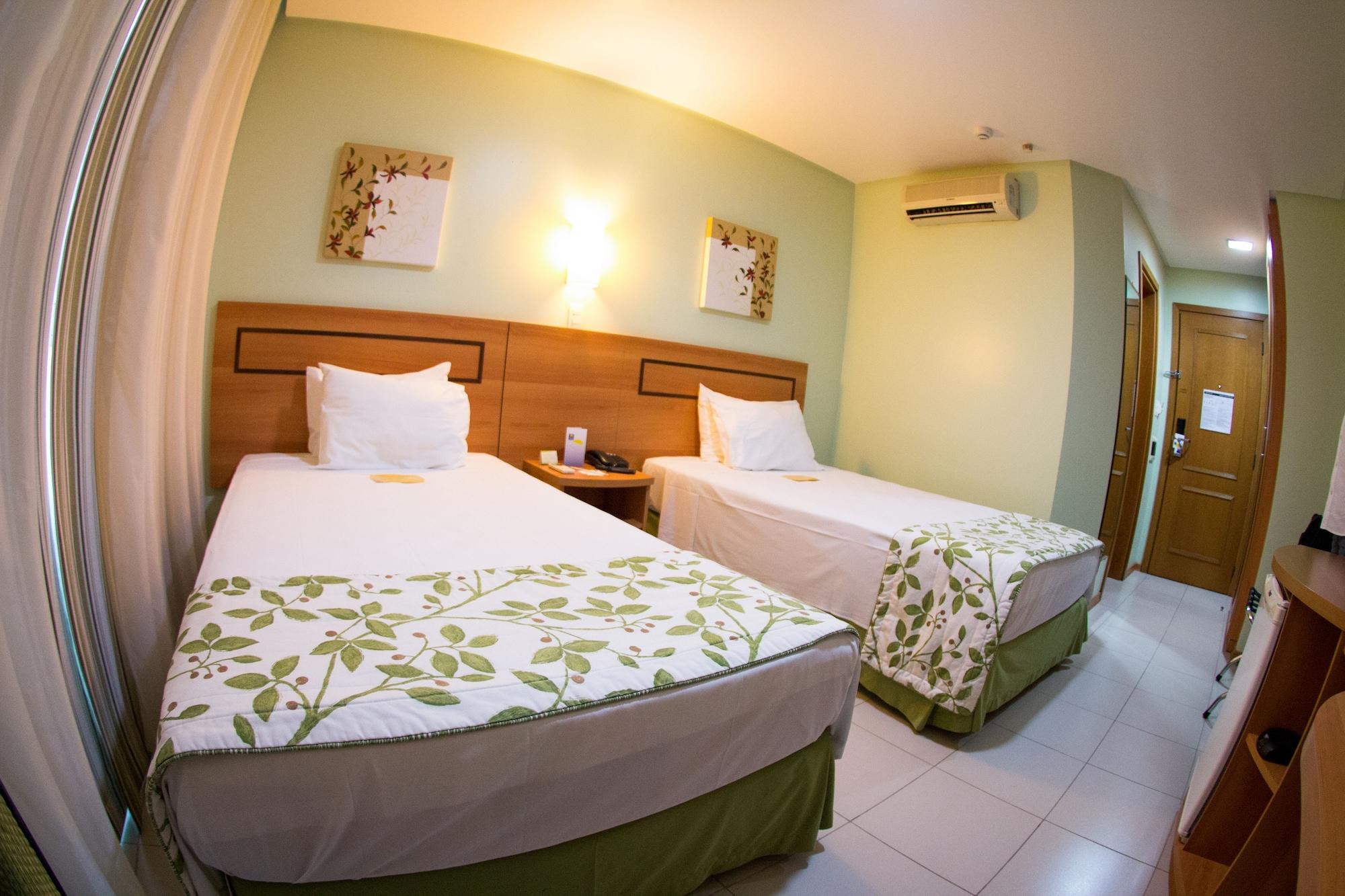 Comfort Hotel Manaus Esterno foto