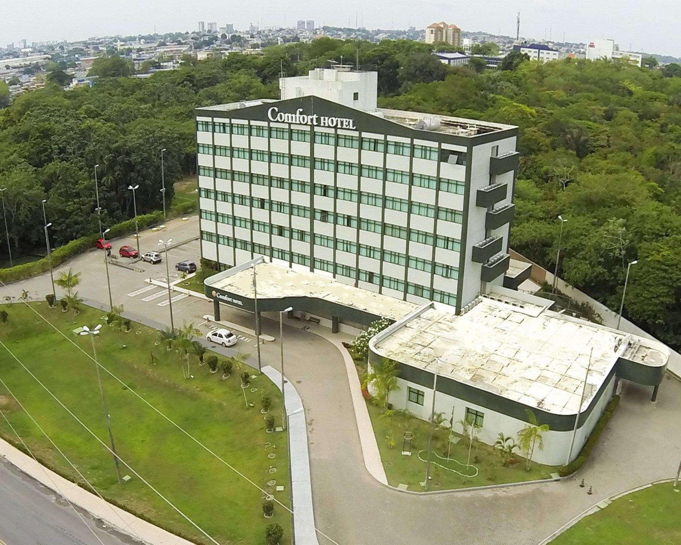 Comfort Hotel Manaus Esterno foto