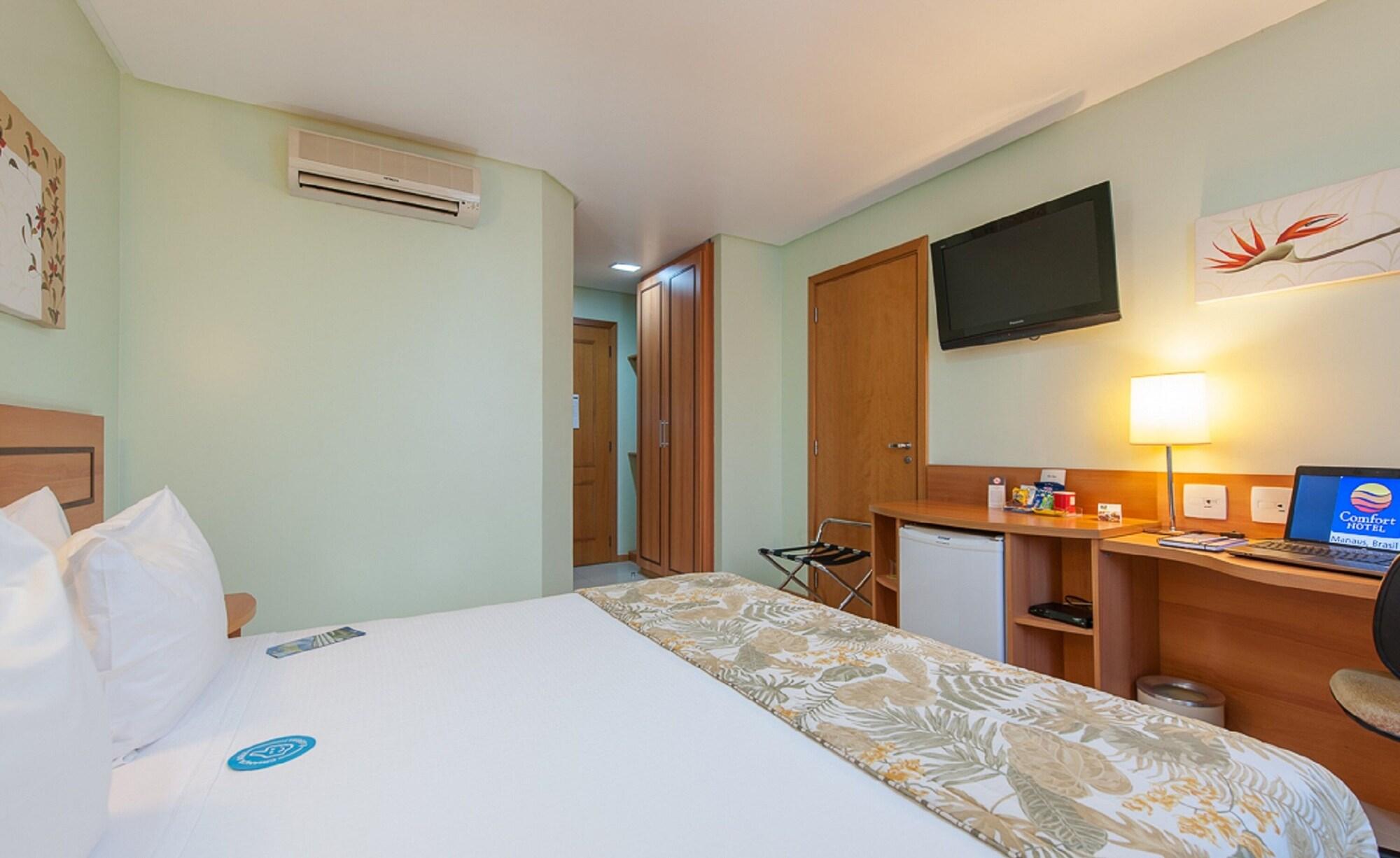 Comfort Hotel Manaus Esterno foto