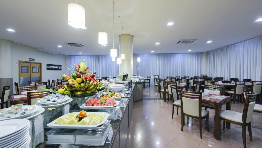 Comfort Hotel Manaus Esterno foto