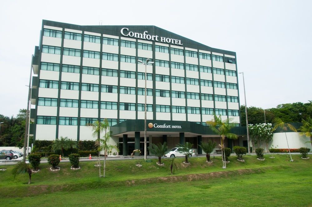 Comfort Hotel Manaus Esterno foto