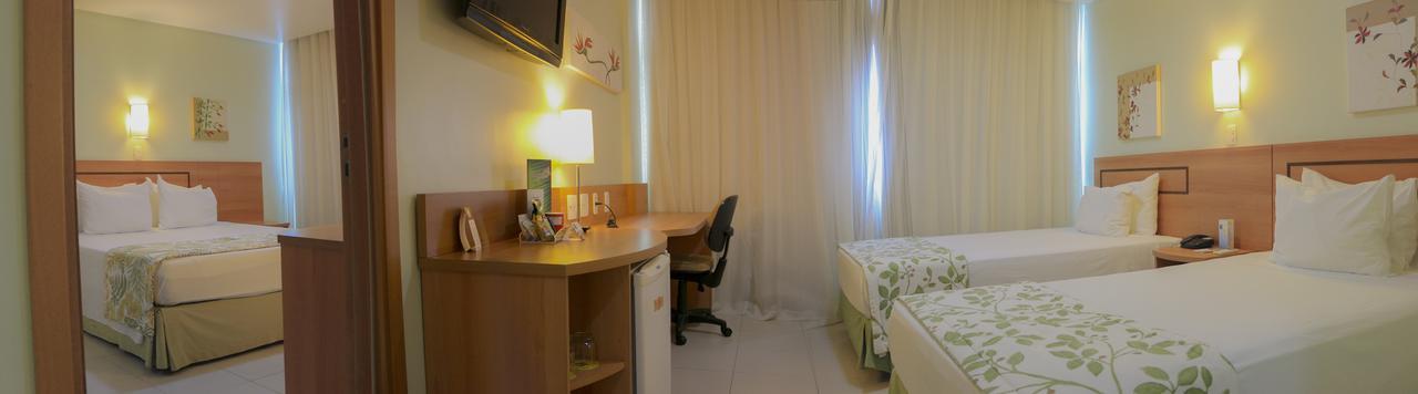 Comfort Hotel Manaus Esterno foto